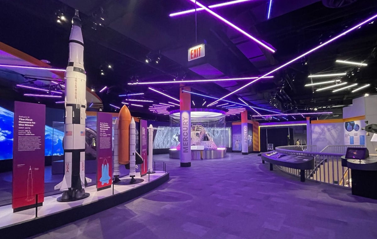 Exhibit Fabrication: Creating Immersive Brand Experiences That Captivate Audiences