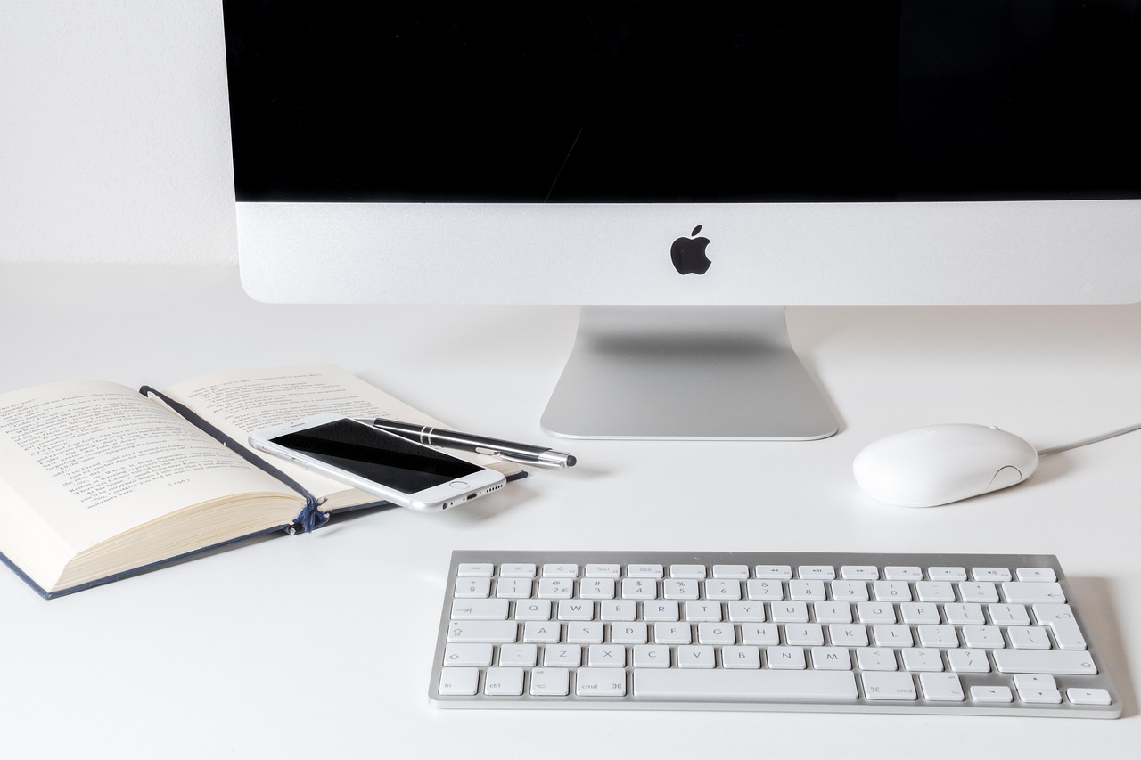 Work, computer, apple — Insider Tips for Finding the Most Affordable SMM Panels